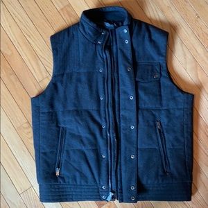 Men’s MARC ANTHONY zip up vest XL